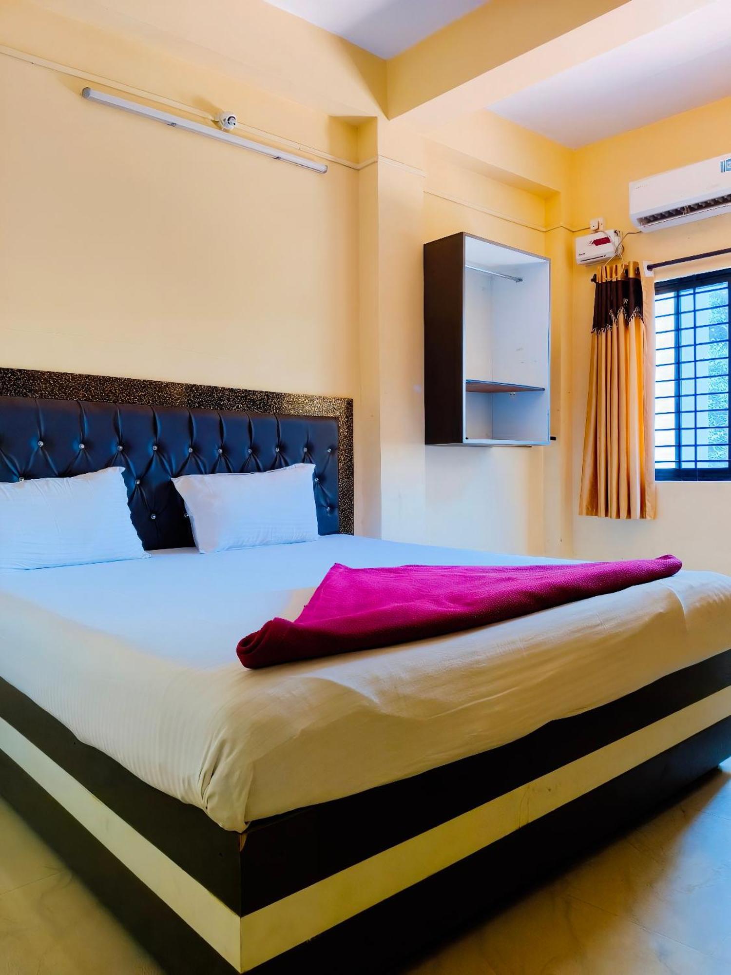 Kamath Inn Māvalli 外观 照片